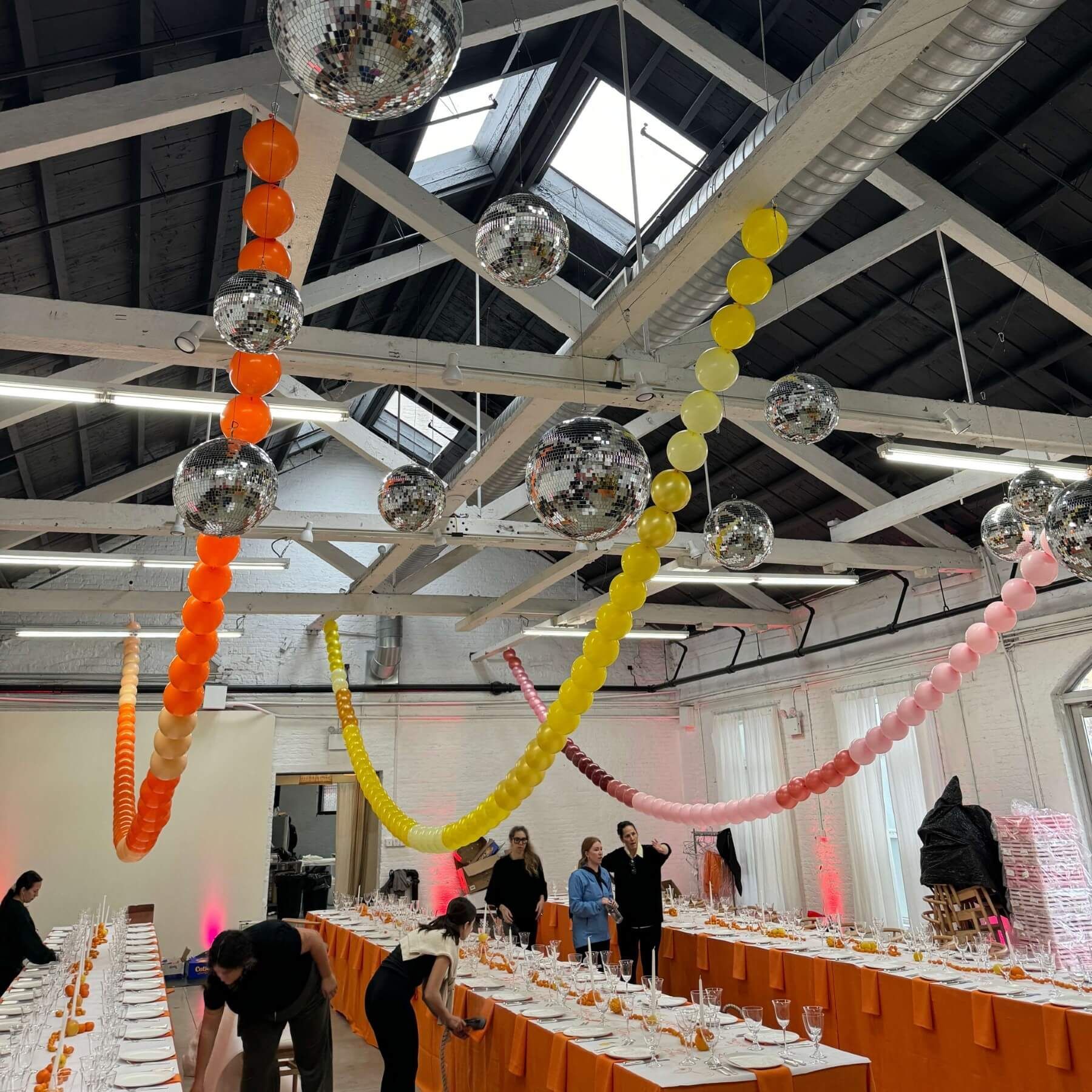 corporate event balloon decor