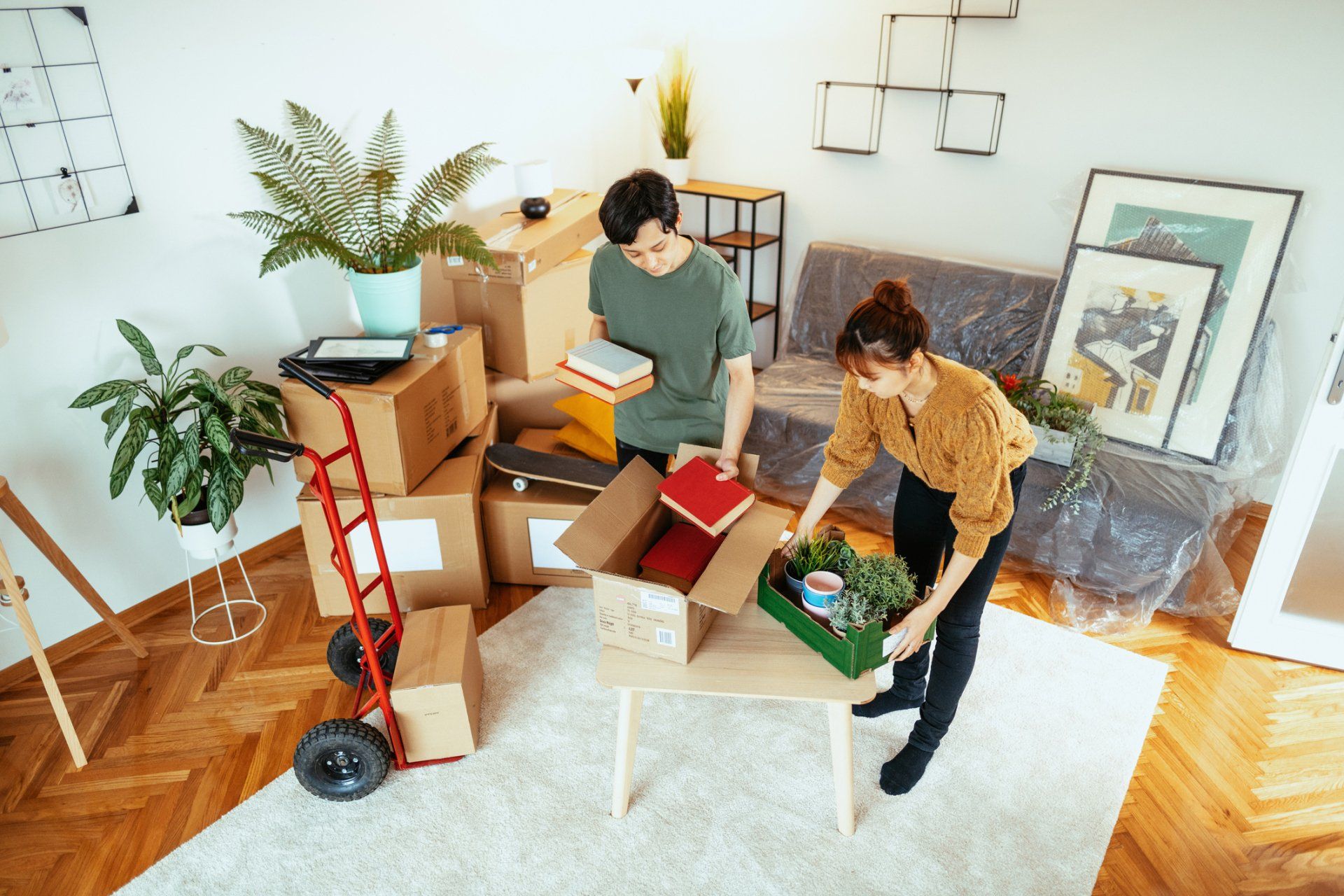 Family Moving In New Apartment - Yaphank, NY - Certified Van Service