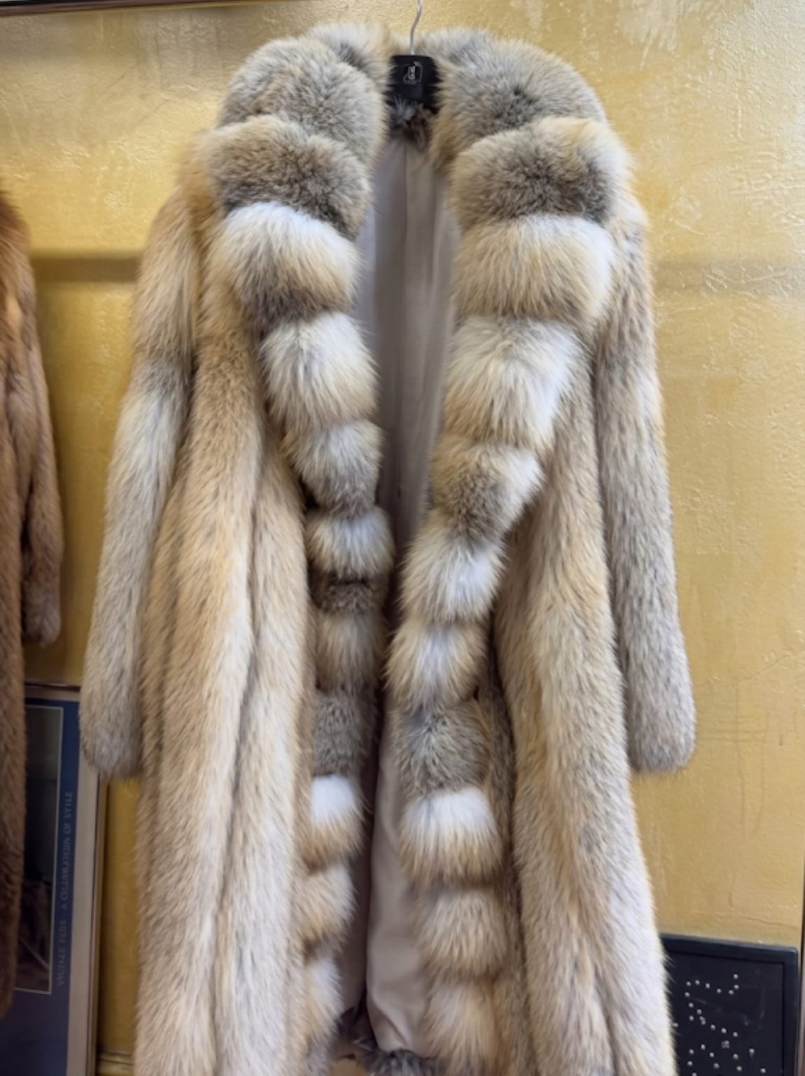 NYC Luxury Fur Coats & Custom Coats | USA Furs