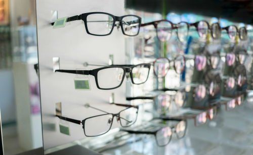 occhiali da vista con montatura leggera