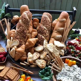 assorted-breads-by-lance-and-mandilyn