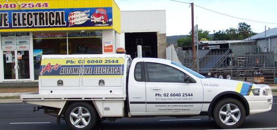 Mobile mechanic  — Auto Electricians in Lavington, NSW