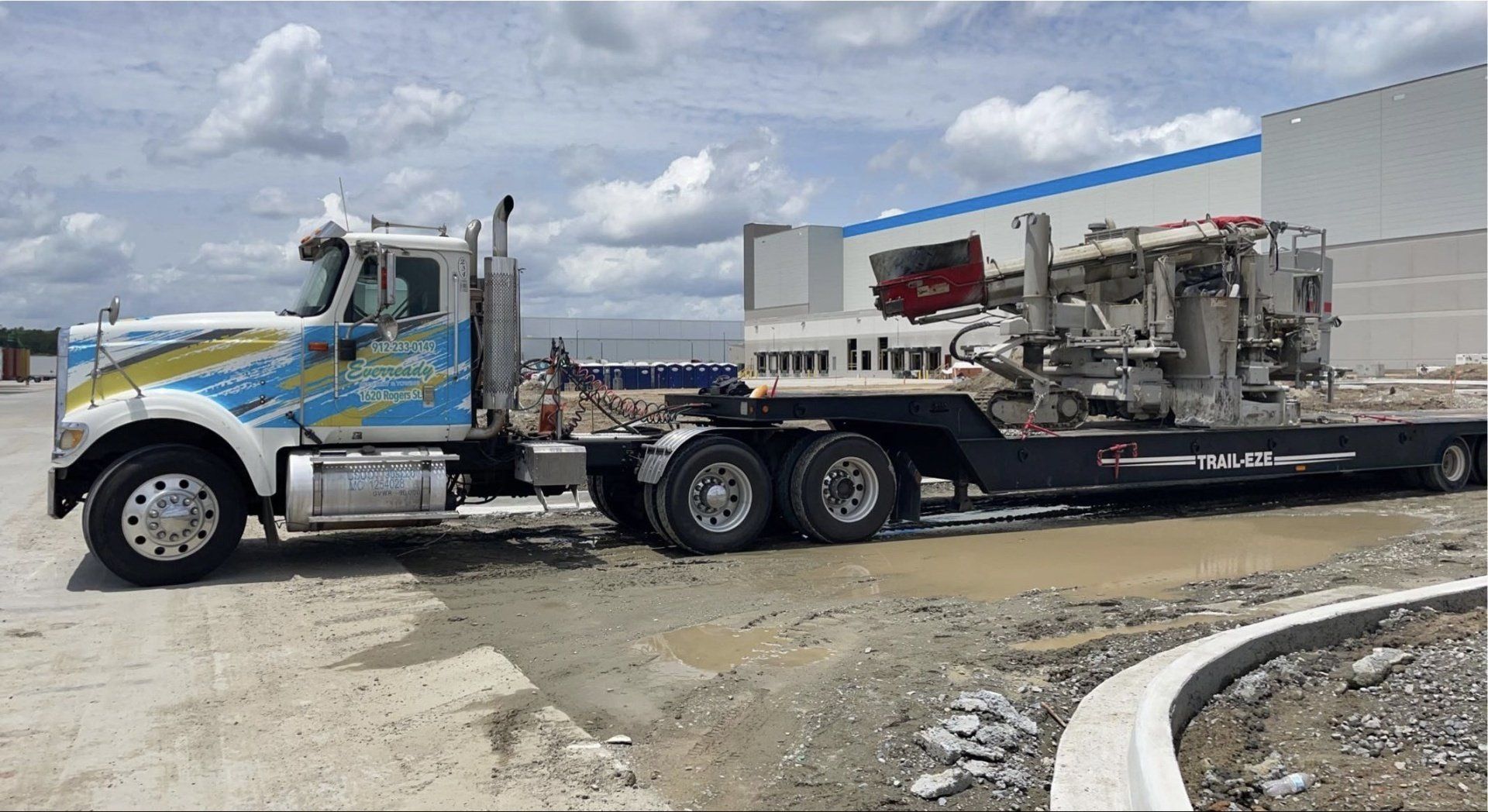 Commercial Towing & Hauling Services