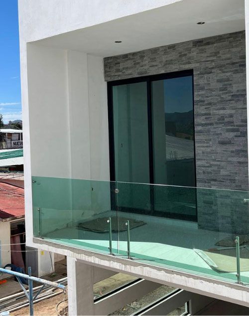 VALL CANCELERÍA Y ALUMINIO - Barandales