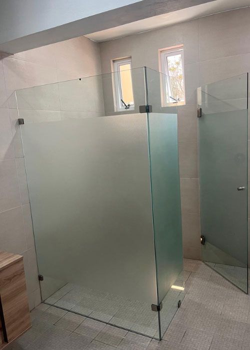 VALL CANCELERÍA Y ALUMINIO - Cancelería