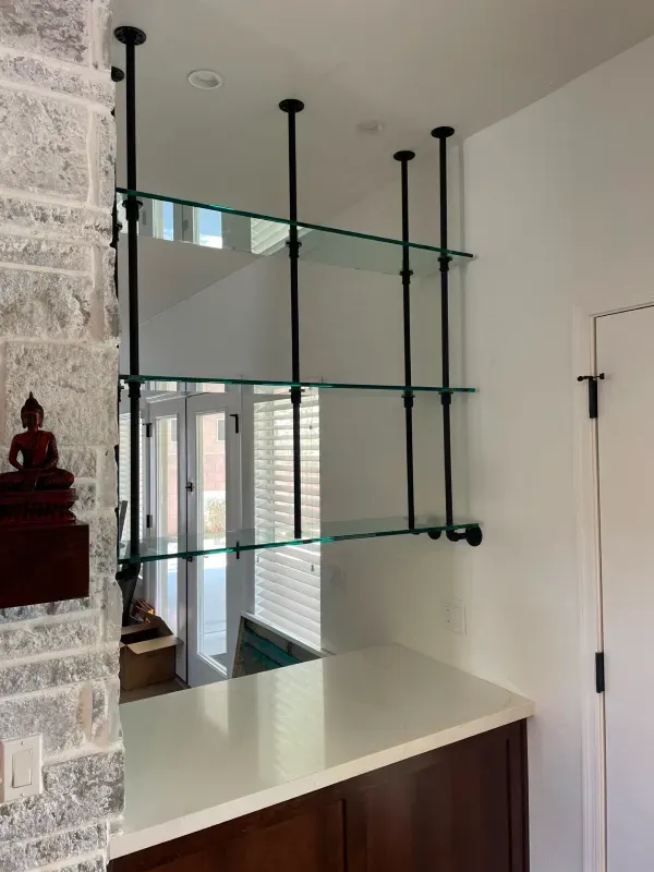 Glass ranks between walls