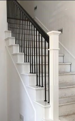White Painted Fluted Post with Black Handrailing and Satin Black Iron Balusters