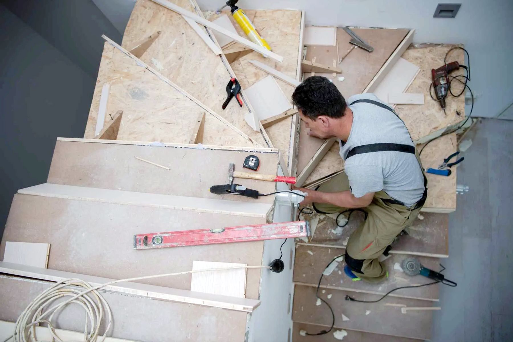 realizzazione scale a giorno in Piemonte e Liguria