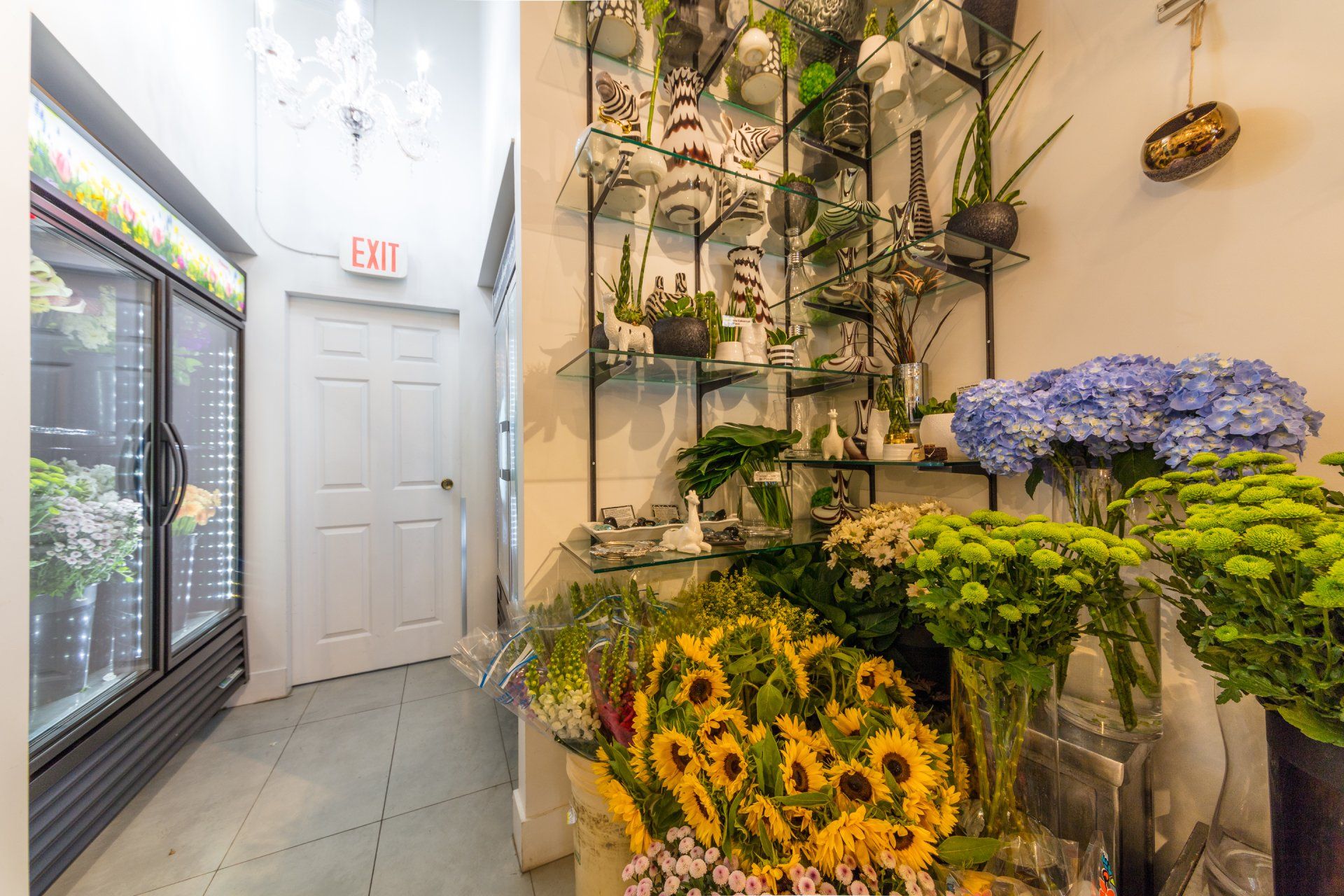 Queen Bee Flower Shop Commercial Interior Design Rodrozen Design