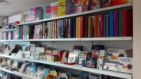 pennarelli e raccoglitori