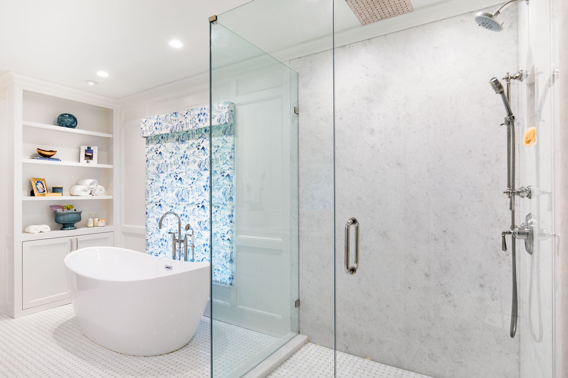 2025 NARI® DALLAS CONTRACTOR OF THE YEAR
Residential Bath over 150,000$