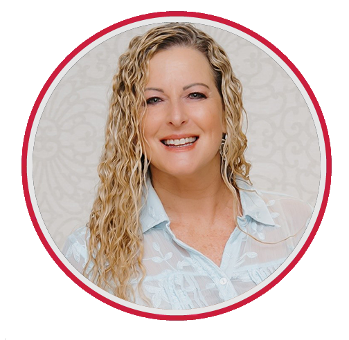 A woman with blonde curly hair is smiling in a circle