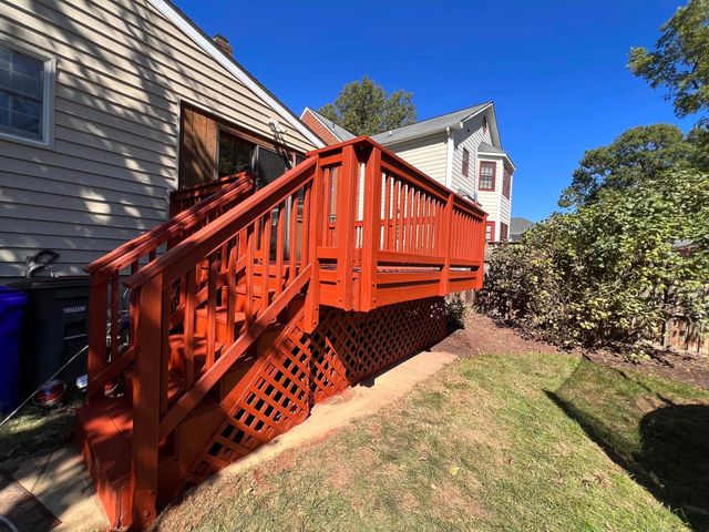 Deck Cleaning Services