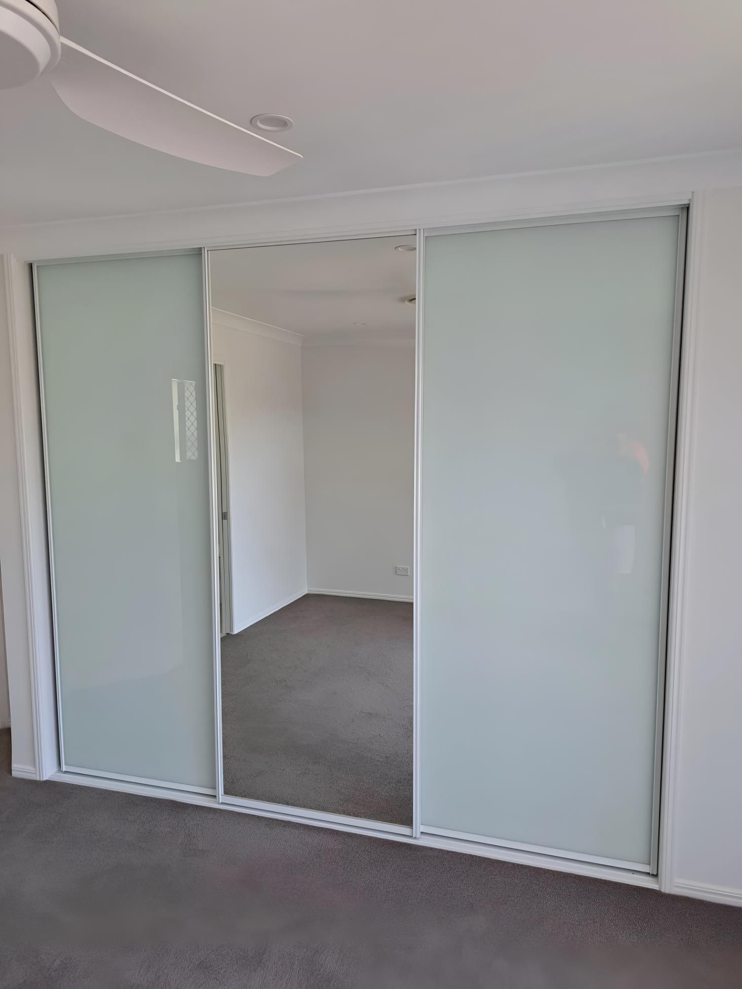 Sliding Wardrobe Door — Hervey Bay Glass Glazing & Screens In Maryborough, QLD