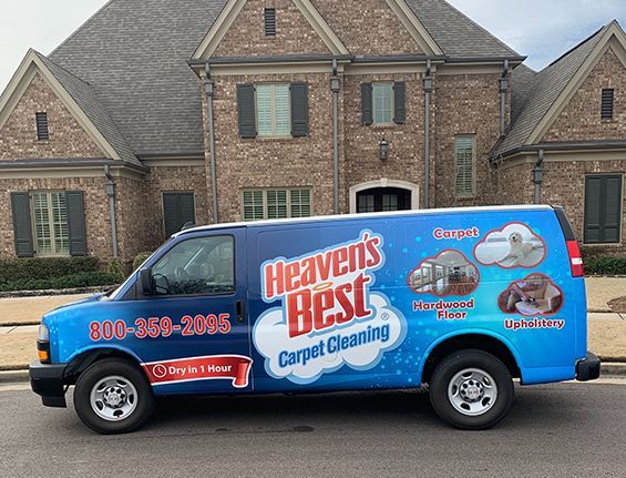 Professional cleaner holding a basket of cleaning products - Ottumwa, IA - Heaven's Best Ottumwa, IA