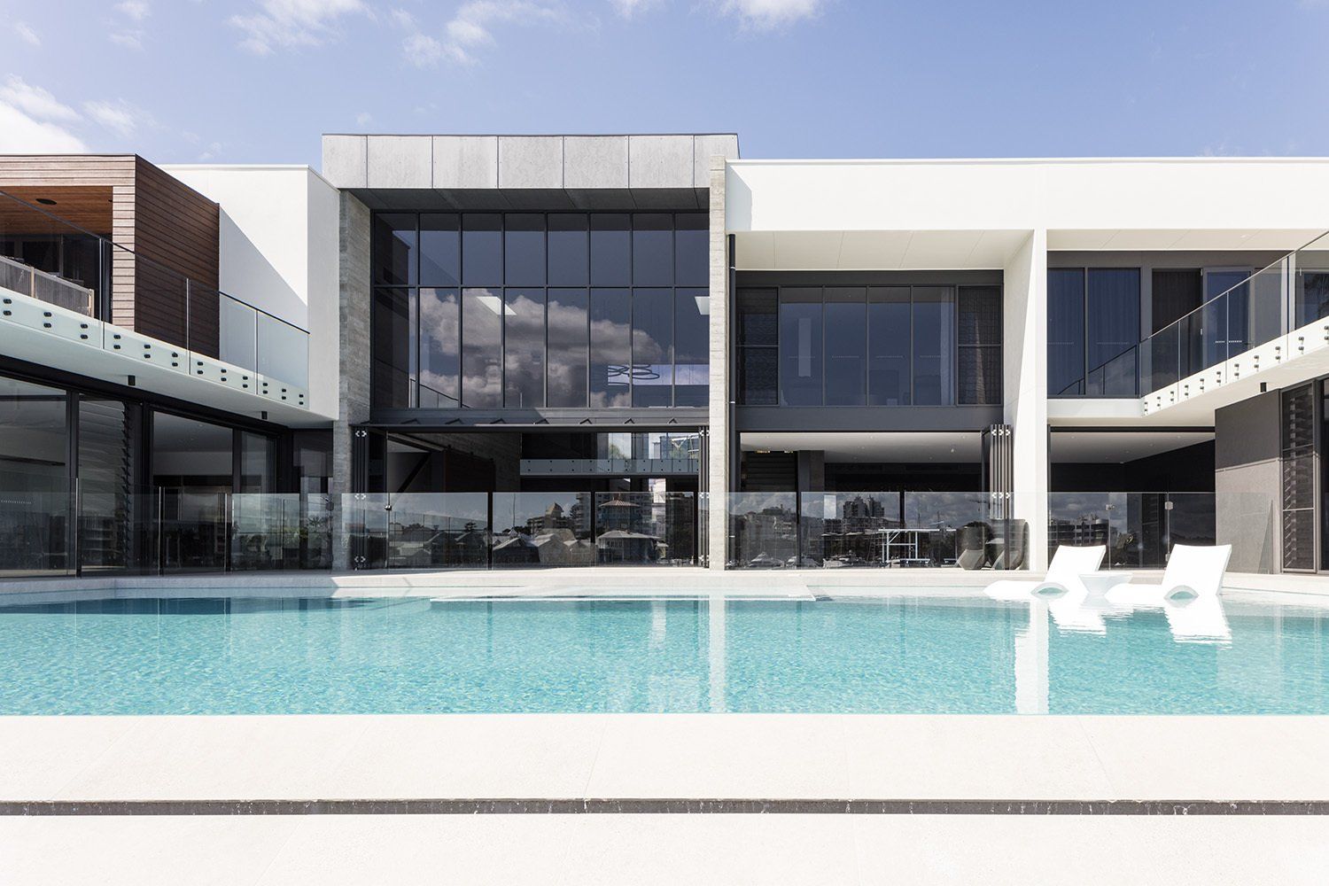 New Modern Luxury White Building Exterior — Architects In Mooloolabah, QLD