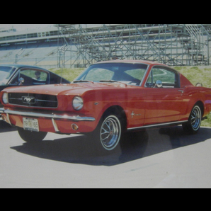 Mike Fredericks Body Shop,