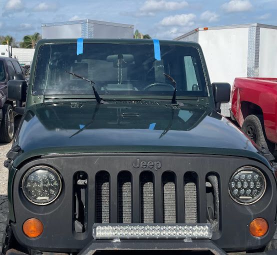 Certified Jeep Wrangler windshield replacement in Orlando, FL