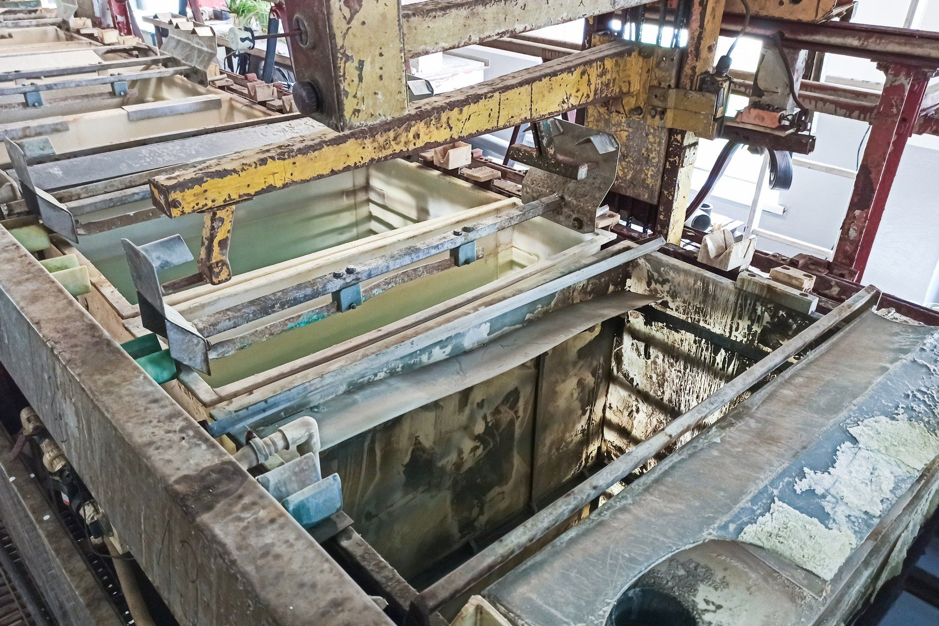 A tank size electroplating pool – Brisbane, QLD – Cook S & Sons