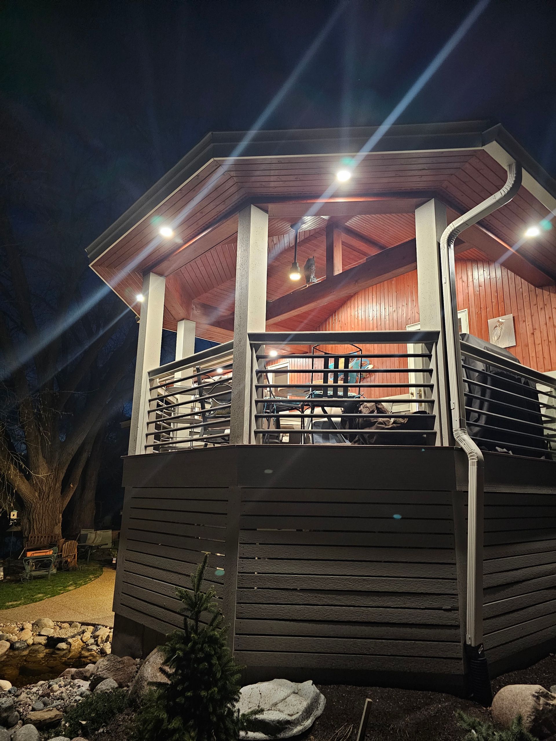 An empty room with a concrete floor and a window.