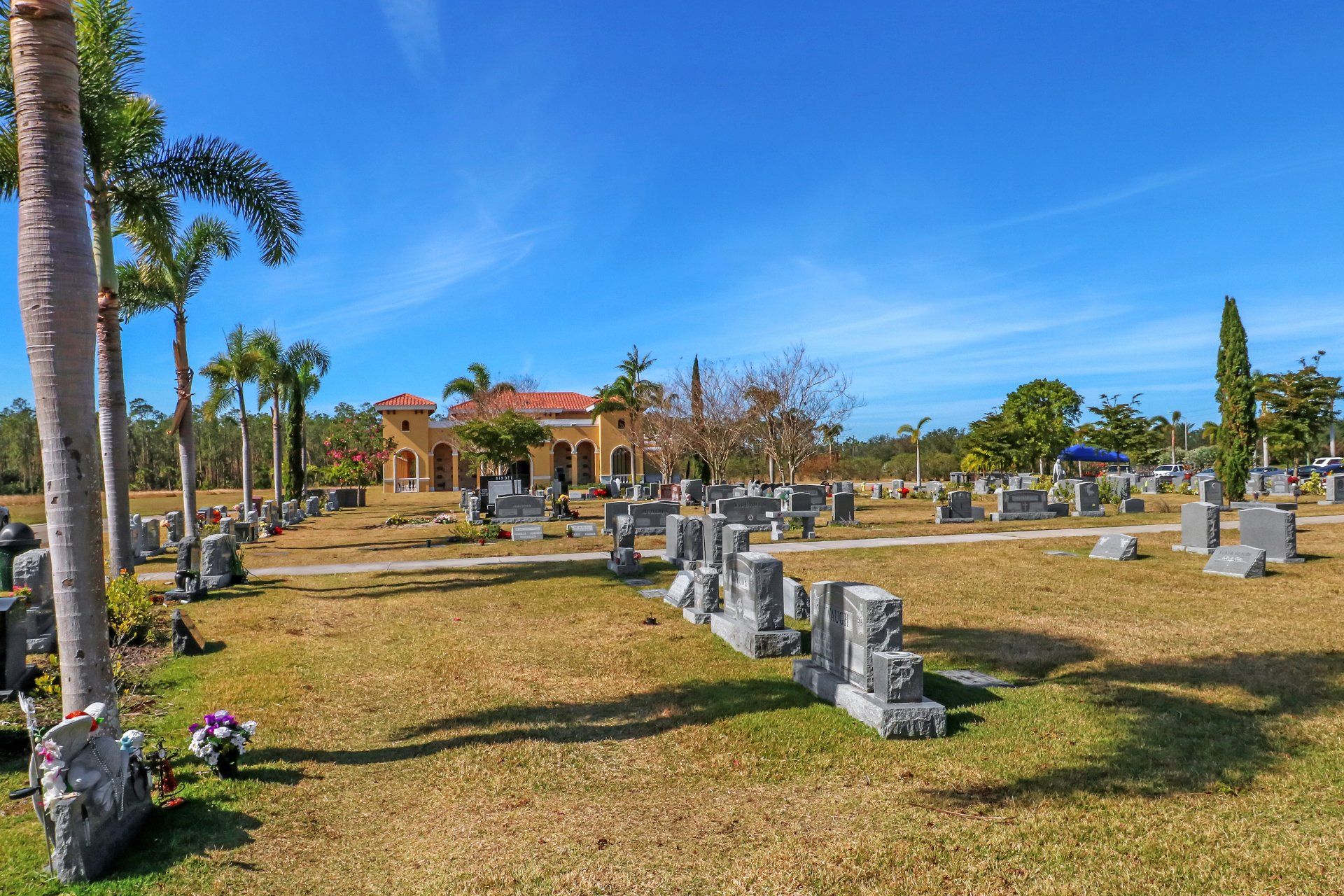 Palm Royale Cemetery Our Facilities