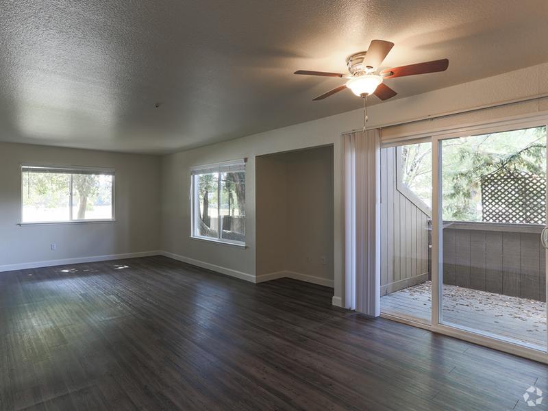 Spring Club Apartments