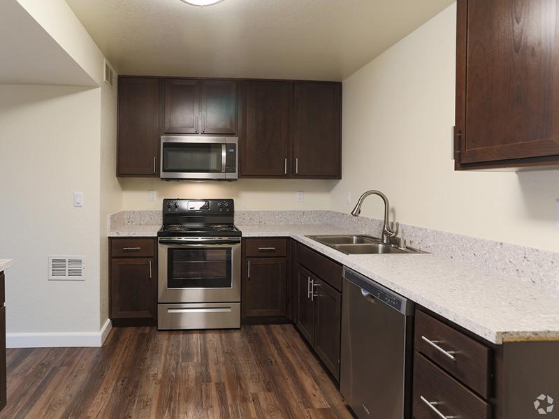 Spring Club Apartments