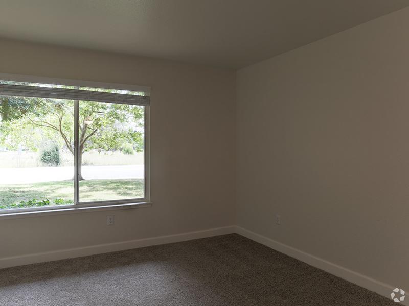 Spring Club Apartments