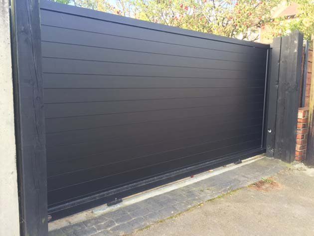 solid contemporary aluminium gate