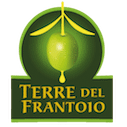 Logo dell'olio d'oliva Terre del Frantoio: oliva con goccia d'olio, all'interno di un cerchio verde sopra la scritta 