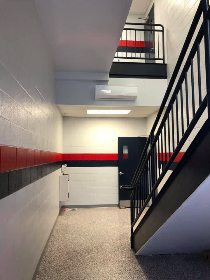 Stairs Area — LaGrange, KY — Comfort Zone