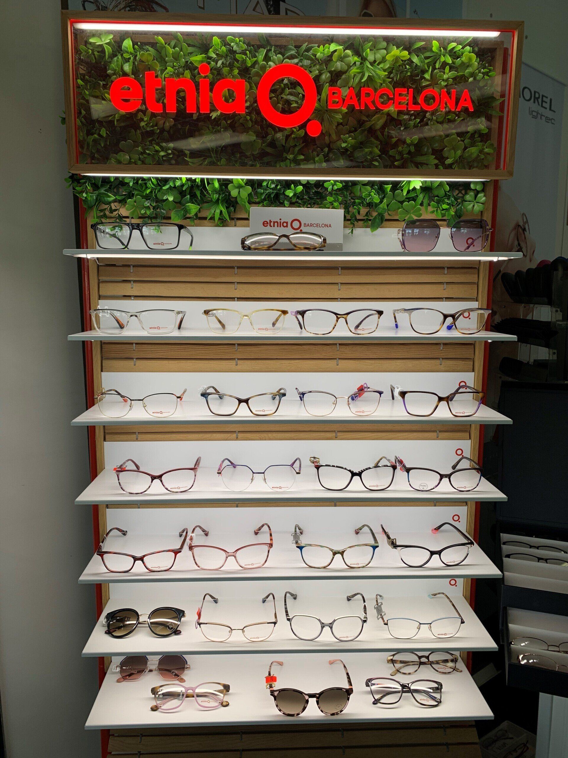 Twin Value Etnia Section | Eastlake, OH | Twin Value Optical