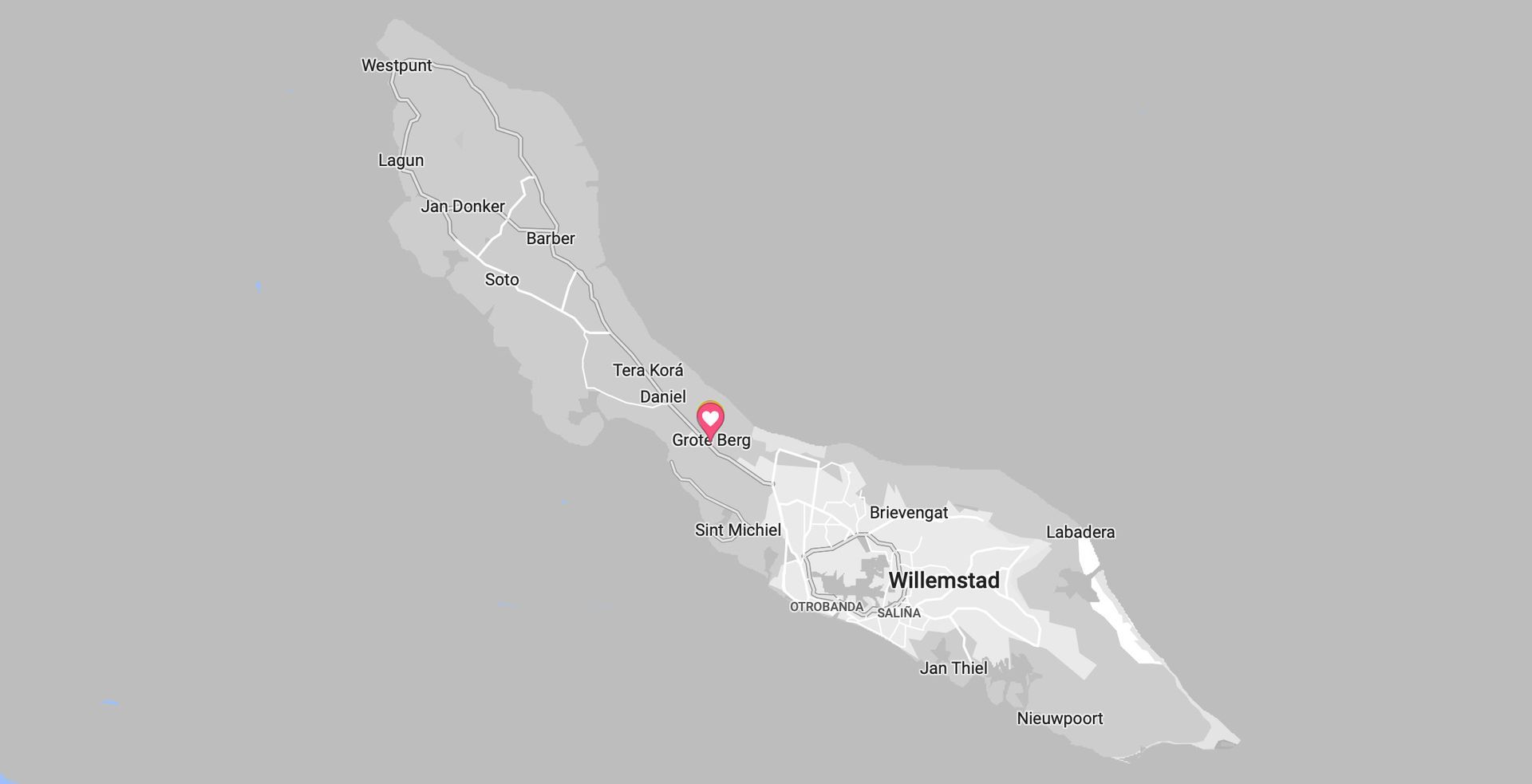 Kaart van Curaçao, met daarop de wegen en nederzettingen.