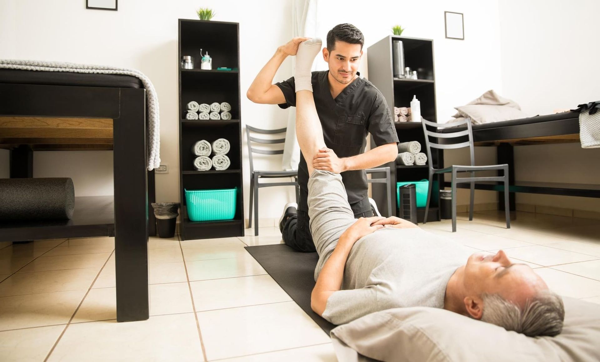 chiropractor for sciatica Naples FL