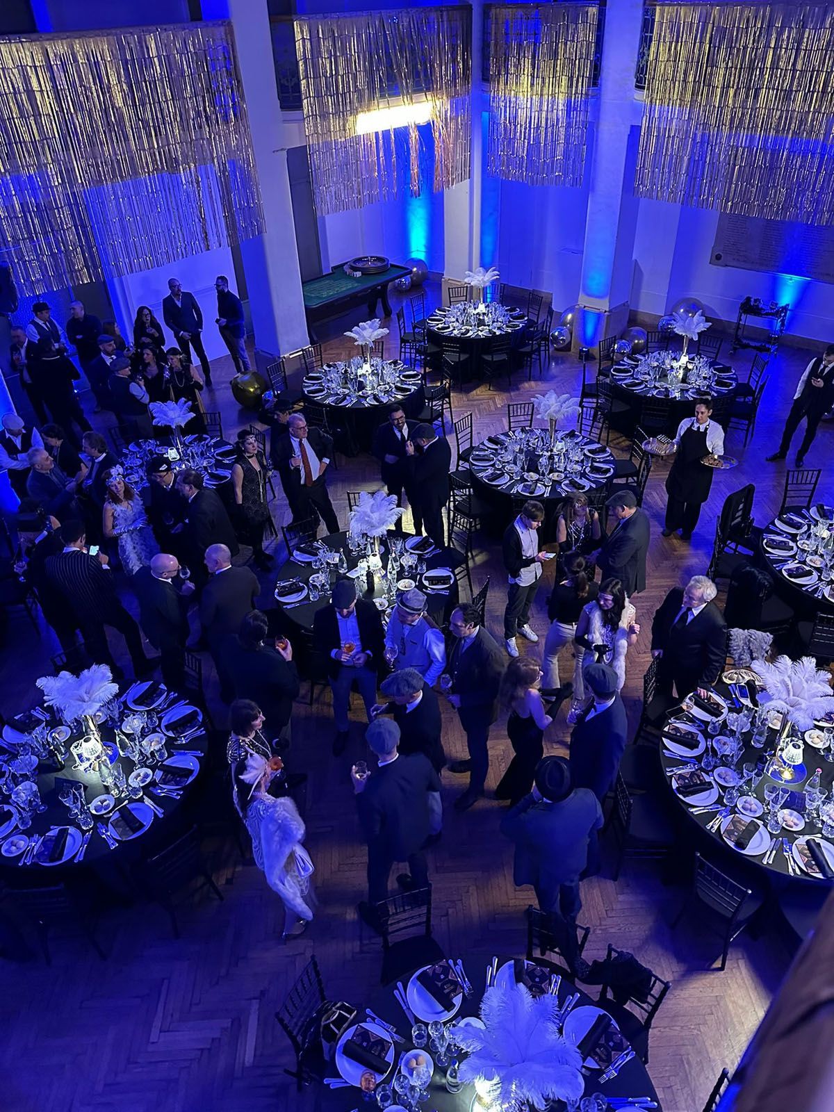 Anello oro rosa con diamante ovale Cognac