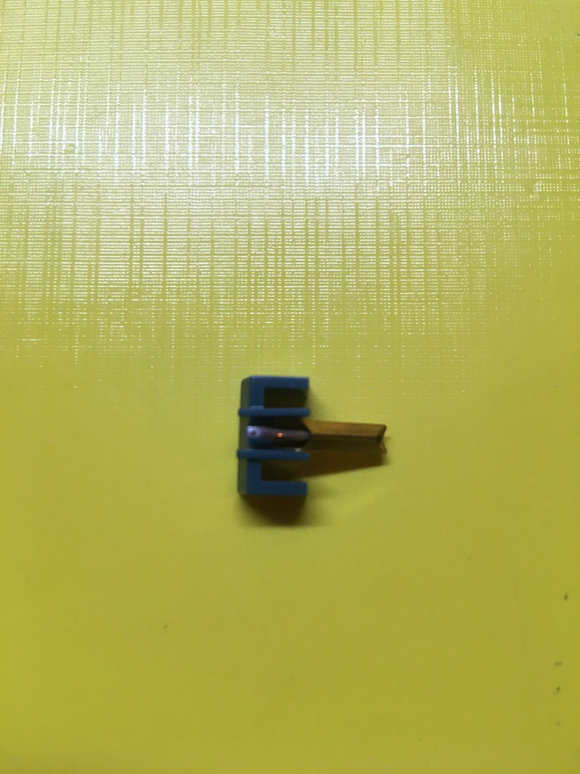 Naald Telefunken TM-400 – Tonar 526