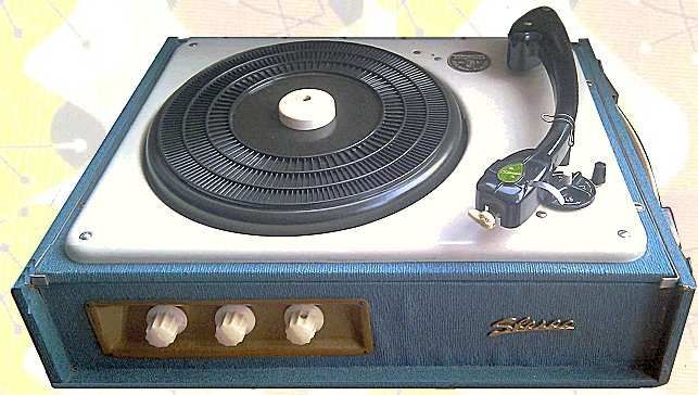 Naald Triotrack Stereo 33 Platenspeler