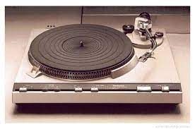 Naald Technics SL-3300 platenspeler – Tonar 757