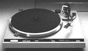 Naald Technics SL-Q3 Platenspeler – Tonar 841