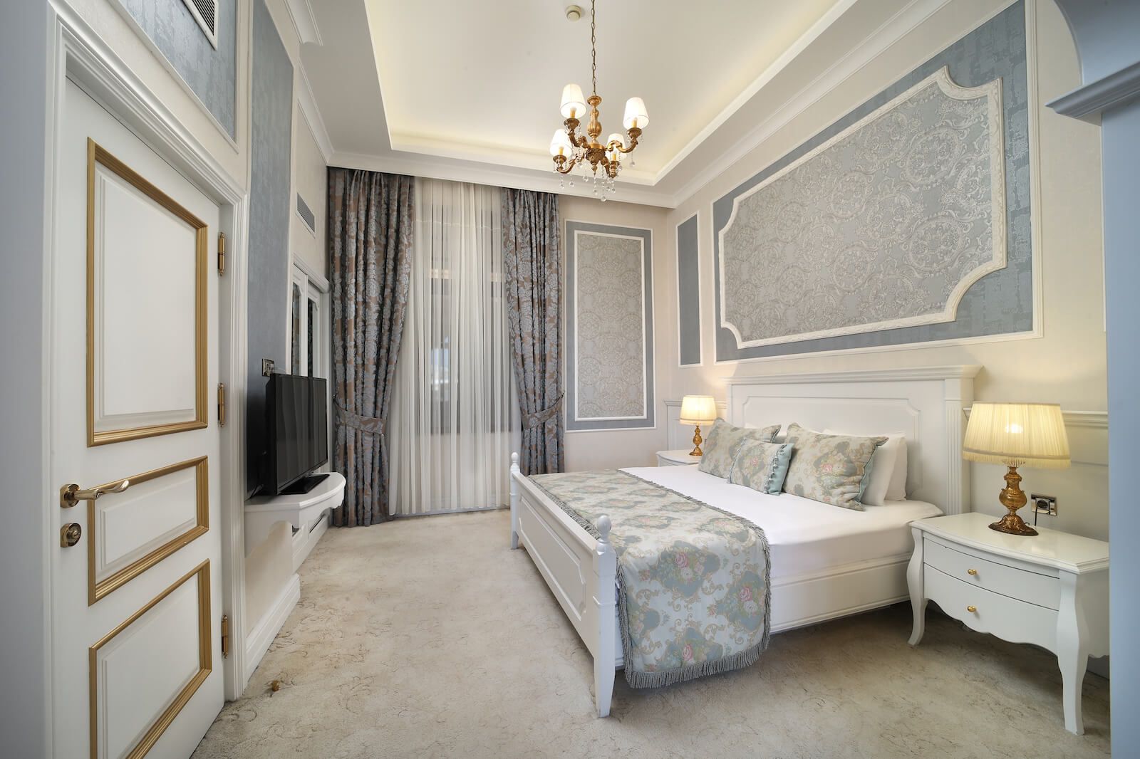 Legacy Ottoman Hotel,  Bosphorus Suite
