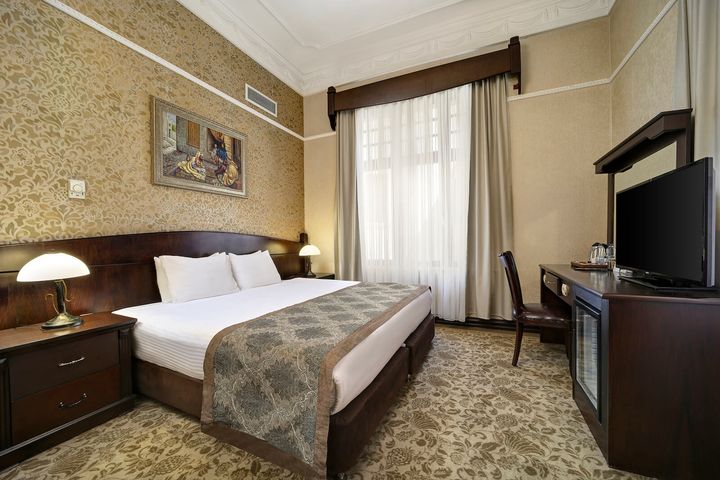 Legacy Ottoman Hotel,Family Suit