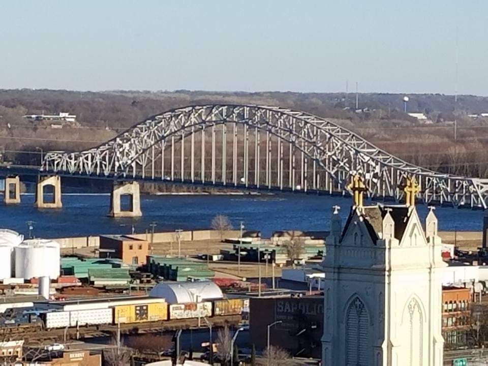 Town Sky View — Dubuque, IA — Bell Taxi LLC