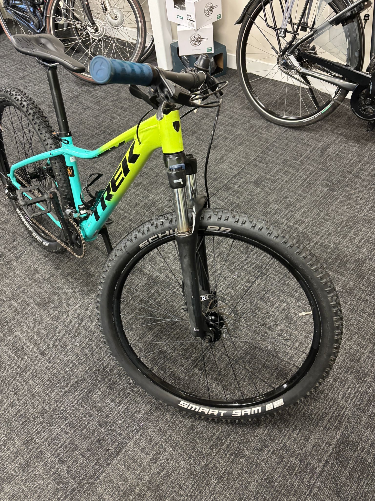 Trek Marlin 5 27,5 maat S