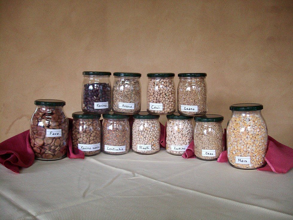 Vendita prodotti della Fattoria Su Stai