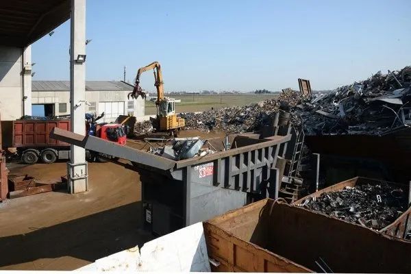 Azienda recupero rottami