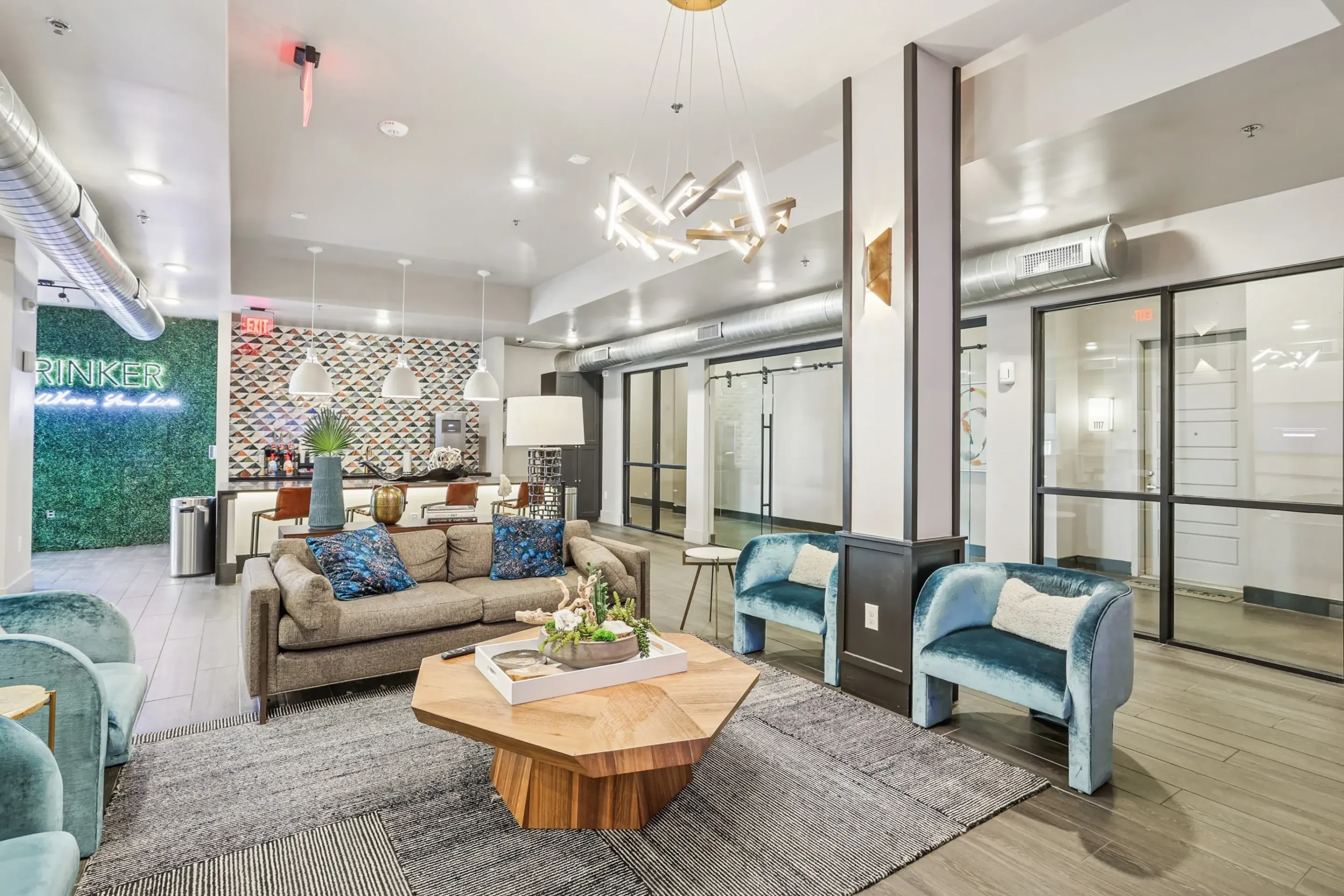 Eighteen 51 Brinker apartment photo