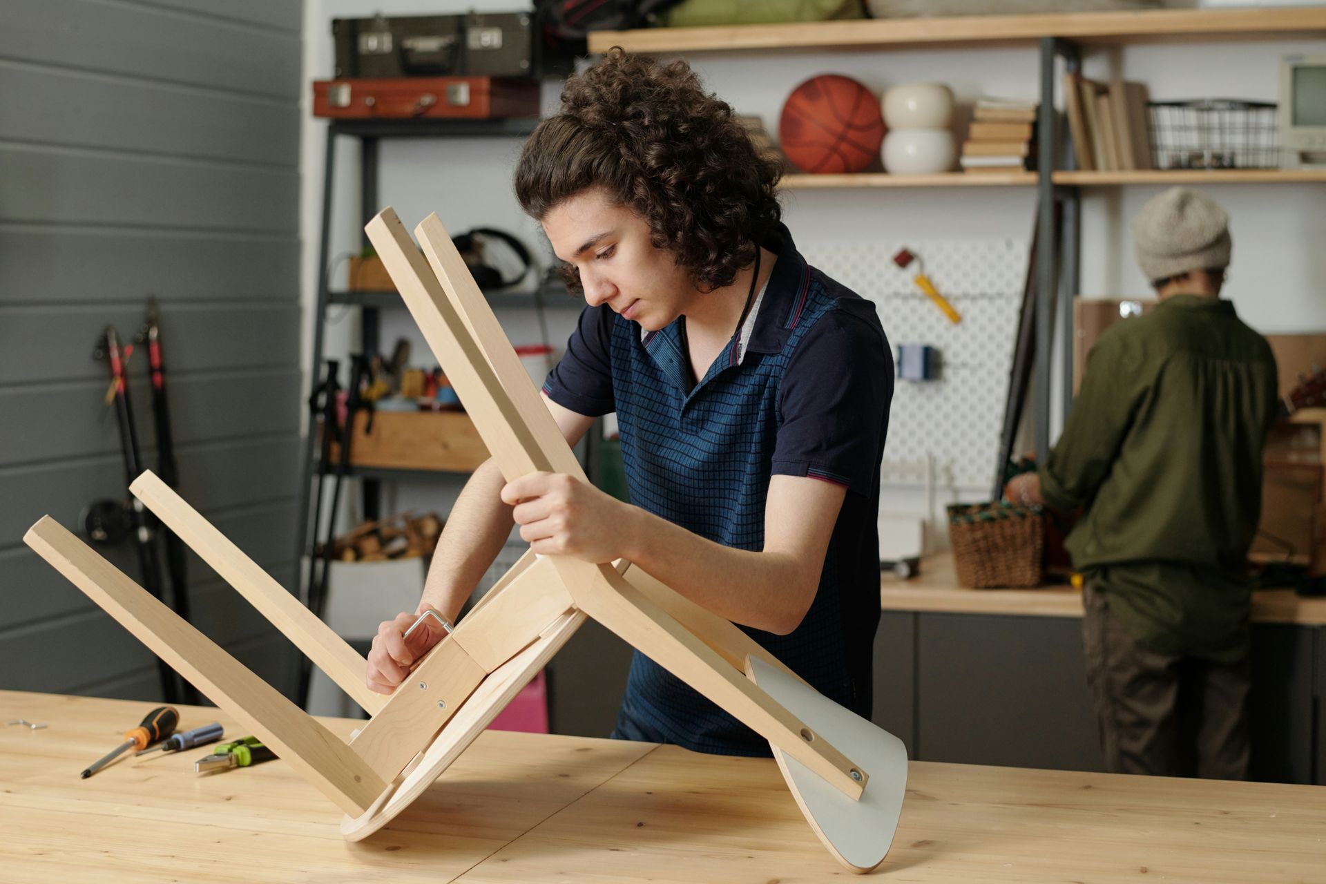 A pile of pills with one that says caf on it