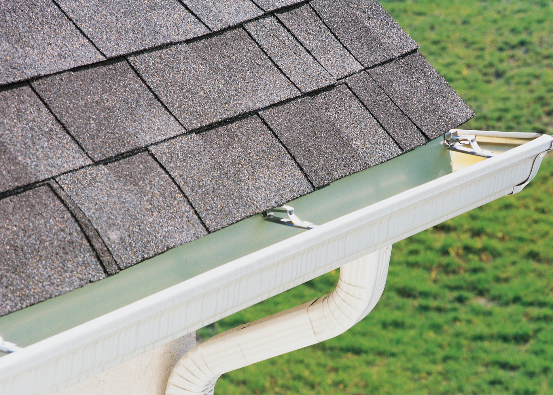 New gutters and pipes Hampton Roads, VA