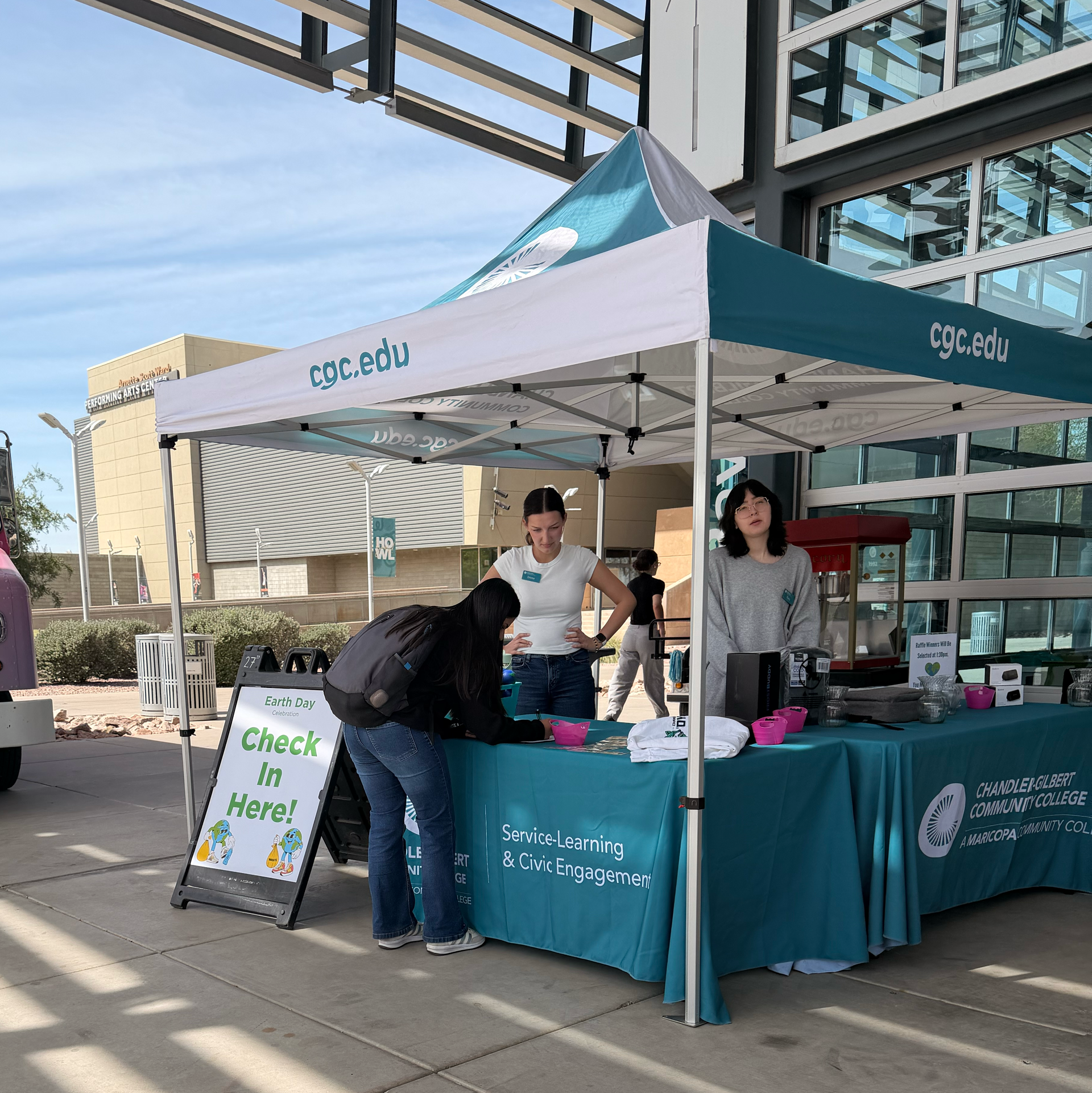 CGCC staff and students engaged, connected, and learned how Compudopt creates impact through donated devices.