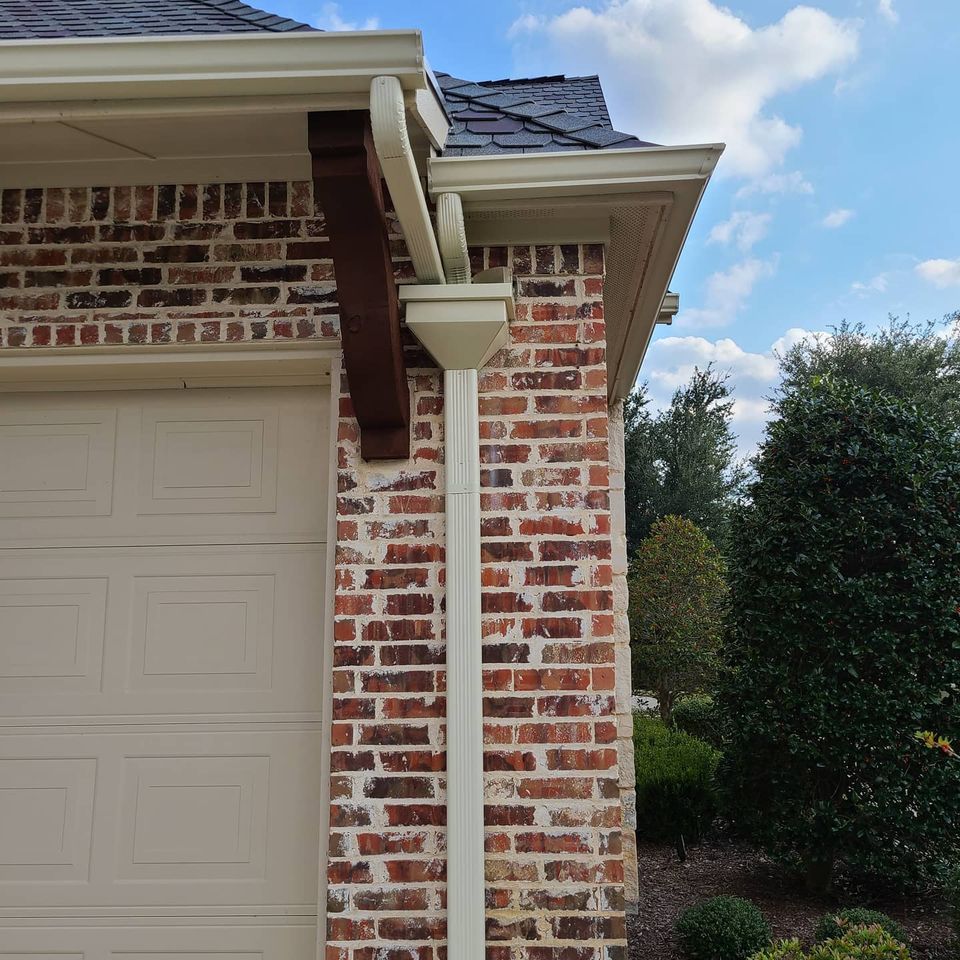 GUTTER DOWNSPOUTS